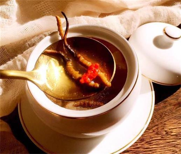 冬蟲(chóng)夏草和高山茶怎么搭配泡茶？