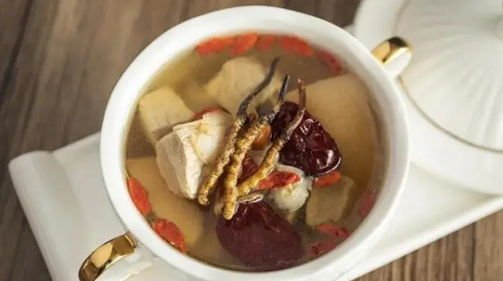 冬蟲夏草要蒸多久才好？把握時(shí)間，留住營養(yǎng)